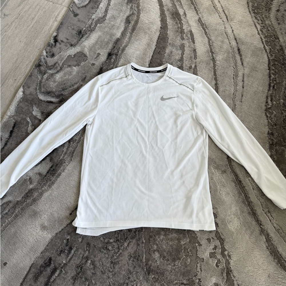 Nike Men's White Long Sleeve Tee
